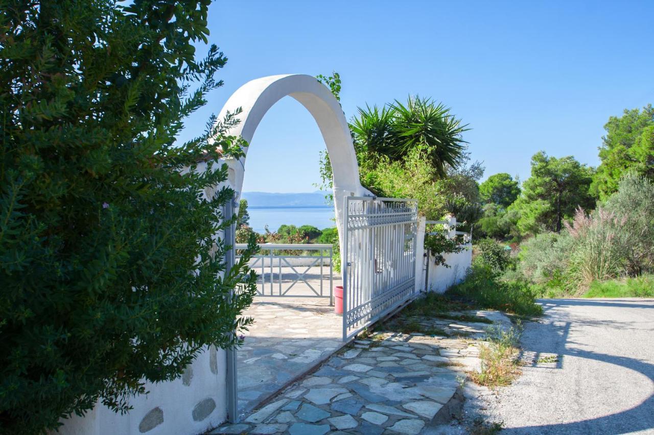 Angelos Studios Vromolimnos Exterior photo