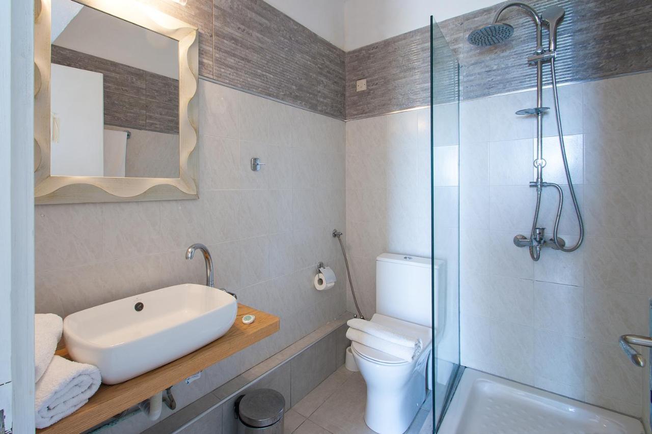 Angelos Studios Vromolimnos Room photo